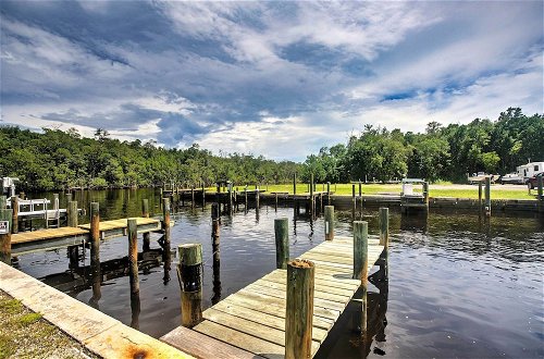 Photo 7 - Everglades City Trailer Cabin: Boat Slip & Porch