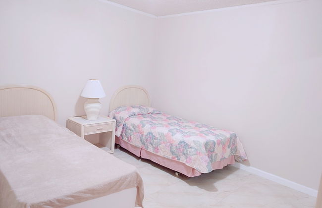 Alupang Beach Tower, UPGRADED units - Foto 17