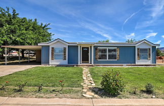 Photo 1 - La Verkin Home w/ Yard, Covered Patio & Grill