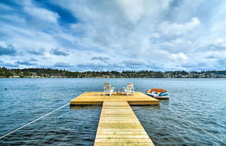 Foto 1 - Lakefront Bremerton Vacation Rental w/ Deck