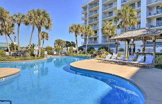 Foto 1 - Gulf Shores Retreat w/ Private Beach Access