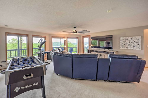 Photo 24 - Spacious Beaver Lake Home w/ Stunning Views