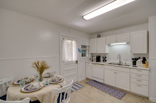 Photo 2 - Pet-friendly Retreat in Gulfport < 1 Mi to Beach