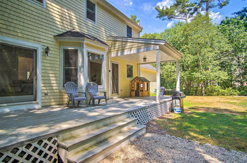 Photo 6 - Marion Home w/ Private Deck < 1 Mi From Beach
