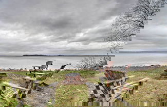 Foto 1 - Lakefront Retreat w/ Fire Pit, Dock & Grill
