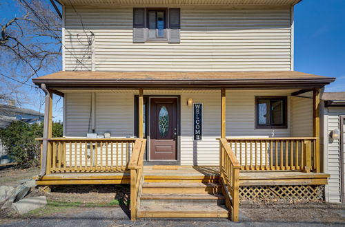 Photo 30 - Lakefront Home Rental w/ Hot Tub in White Lake