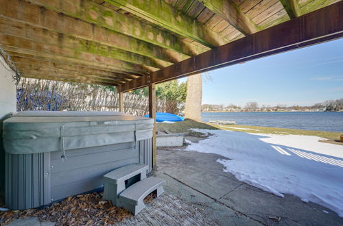 Photo 24 - Lakefront Home Rental w/ Hot Tub in White Lake