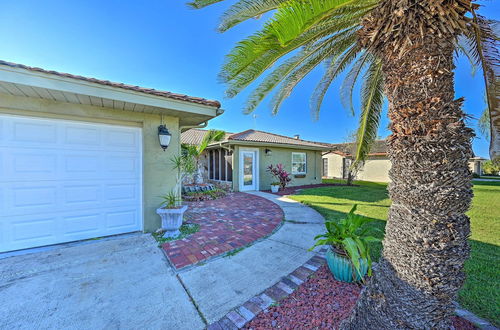 Foto 11 - Waterfront Port Richey Home w/ Patio & Dock