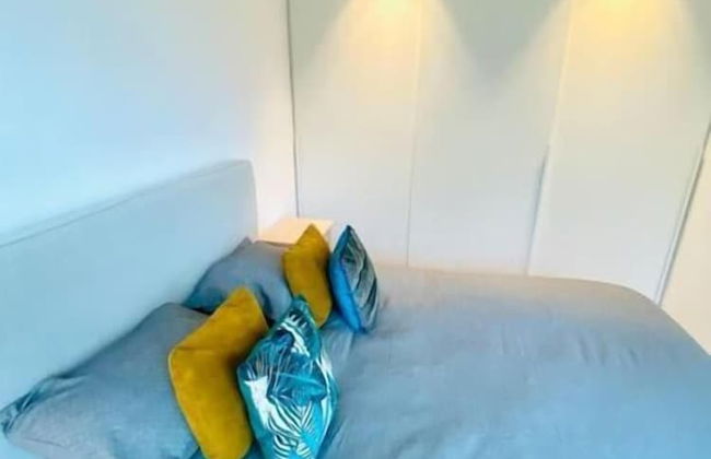Luxury Brand New Flat w. Terrace&Parking - Foto 8