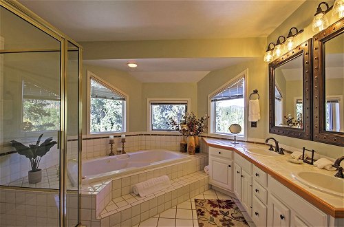 Photo 25 - Airy Breckenridge Home w/ Hot Tub, Decks & Grill
