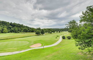 Photo 3 - 'the Birdhouse' w/ Balcony & Golf Course View