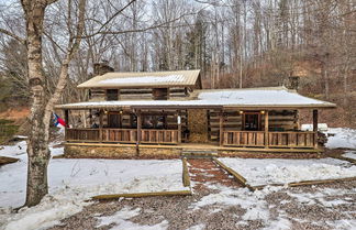 Photo 1 - Rustic Mars Hill Cabin: 20 Miles to Asheville