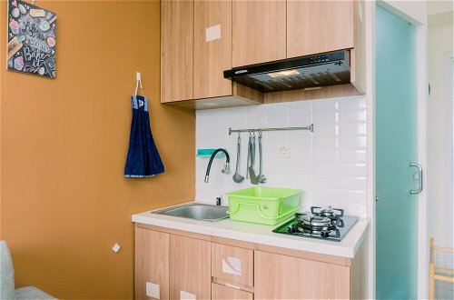 Photo 11 - Minimalist And Best Deal 2Br Green Pramuka City Apartment