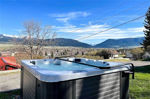 Photo 37 - Yellowstone Country Family Home w/ View & Hot Tub