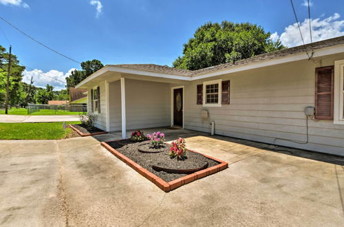 Photo 16 - Lakefront Livingston Home w/ Dock, 1 Mi to Launch