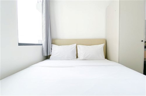 Photo 1 - Cozy Stay Studio Room At Osaka Riverview Pik 2 Apartment