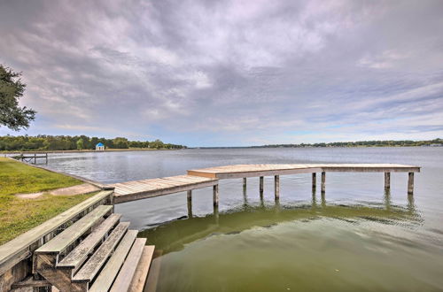 Foto 29 - Modern Lake Conroe House w/ Lakefront Park & Deck