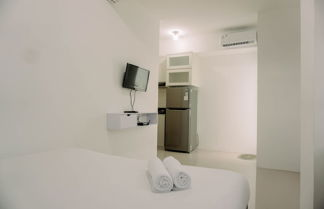 Photo 2 - Cozy Stay Studio At Urbantown Serpong Apartment
