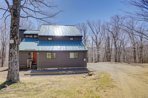 Foto 6 - Wilmington Retreat w/ Deck, Lake Views & Game Room