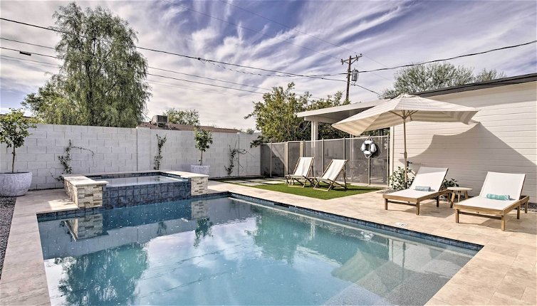 Photo 1 - Lavish Scottsdale Oasis: Game Room Veranda + Pool