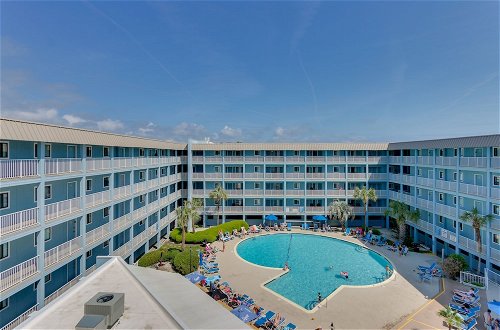 Photo 18 - Hilton Head Resort Condo Rental: Walk to Beach