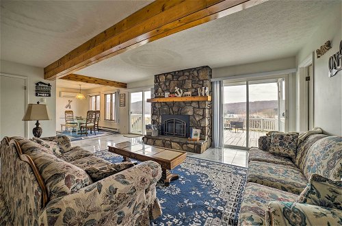 Foto 1 - Alpine Lake Resort Home: Stunning Lake Views