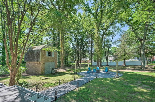 Photo 34 - Coastal Edgewater Home w/ Private Hot Tub