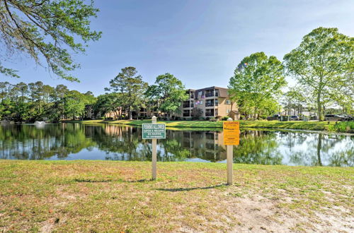 Photo 21 - Hilton Head Island Resort Condo: Pool & Beach