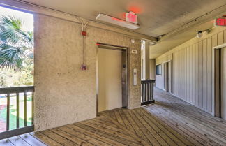 Photo 2 - Hilton Head Island Resort Condo: Pool & Beach