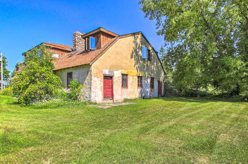 Foto 6 - Cozy Sister Bay Getaway in Converted Barn