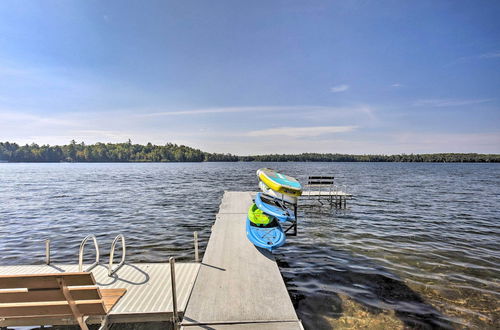 Foto 40 - Waterfront Lake Tomahawk Cabin w/ Game Room