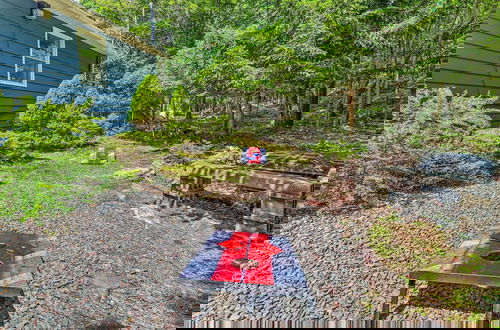 Foto 6 - Updated Blakeslee Cottage w/ Fire Pit and Deck