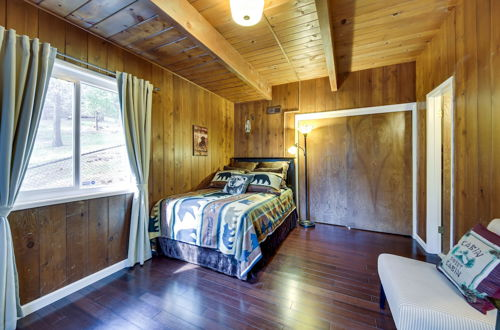 Photo 5 - Cozy Lake Arrowhead Cabin w/ Hot Tub & Deck