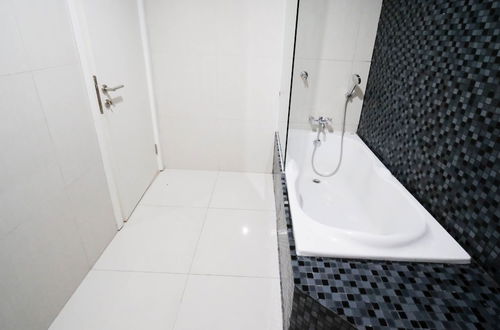 Photo 22 - Spacious 2Br At The Via And The Vue Apartment Surabaya