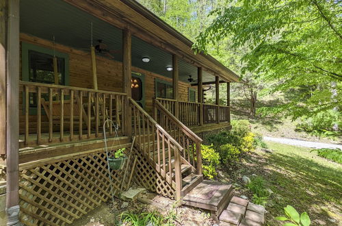 Photo 24 - Cozy Blue Ridge Mountain Cabin on 18 Acre Lot