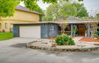 Photo 1 - Mcqueeney Duplex Retreat w/ Deck & Gas Grill