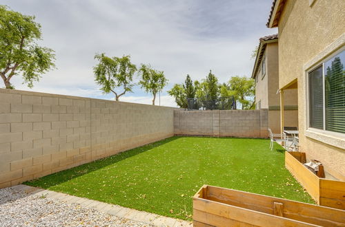 Photo 10 - Welcoming Phoenix Home w/ Community Amenities