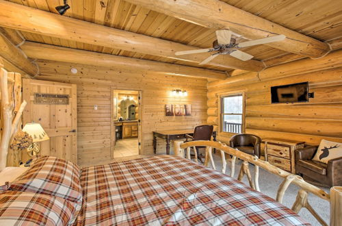 Foto 44 - Secluded, Luxury Lodge < 15 Mi to Boyne Mountain