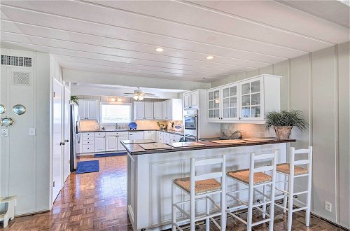 Photo 29 - Charming Galveston Home w/ Waterfront Deck