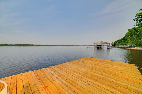 Photo 34 - Peaceful Big Sandy Home w/ Deck on Kentucky Lake