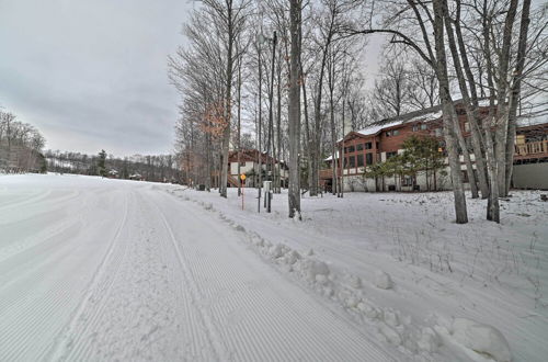 Photo 33 - Slopeside Boyne Mtn Resort Condo w/ Deck