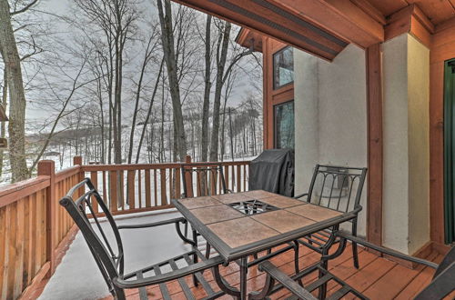 Foto 6 - Slopeside Boyne Mtn Resort Condo w/ Deck