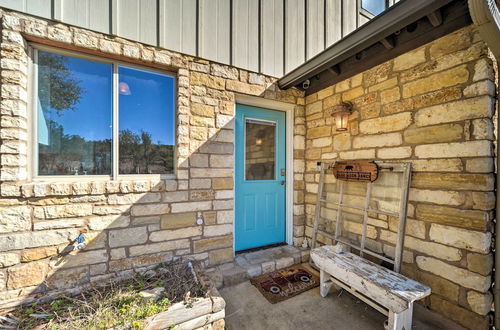 Photo 34 - Spicewood Vacation Rental w/ Infinity Pool