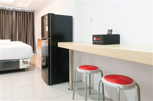 Photo 11 - Comfy And Nice Studio At 27Th Floor De Prima Apartment