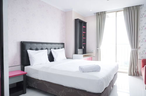 Photo 4 - Cozy Stay Studio At Mangga Dua Apartment