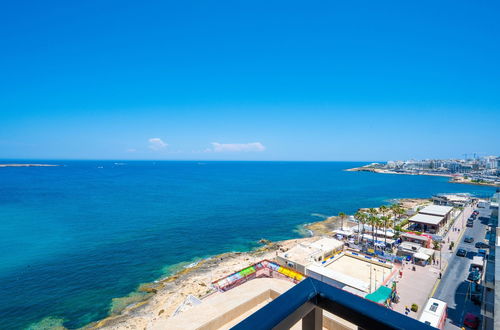 Photo 51 - Islet Seafront Penthouse with Hot tub