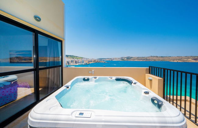 Islet Seafront Penthouse with Hot tub - Foto 31