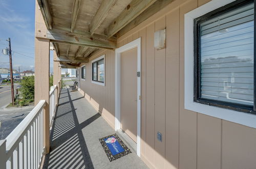 Foto 2 - Oceanfront Carolina Beach Condo w/ Pool & Views