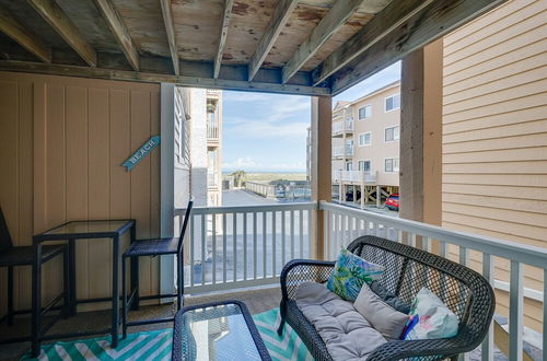 Photo 33 - Oceanfront Carolina Beach Condo w/ Pool & Views