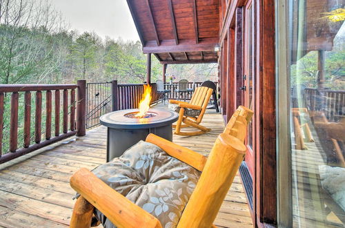 Photo 15 - Douglas Lake Vacation Rental Cabin w/ Fire Pits